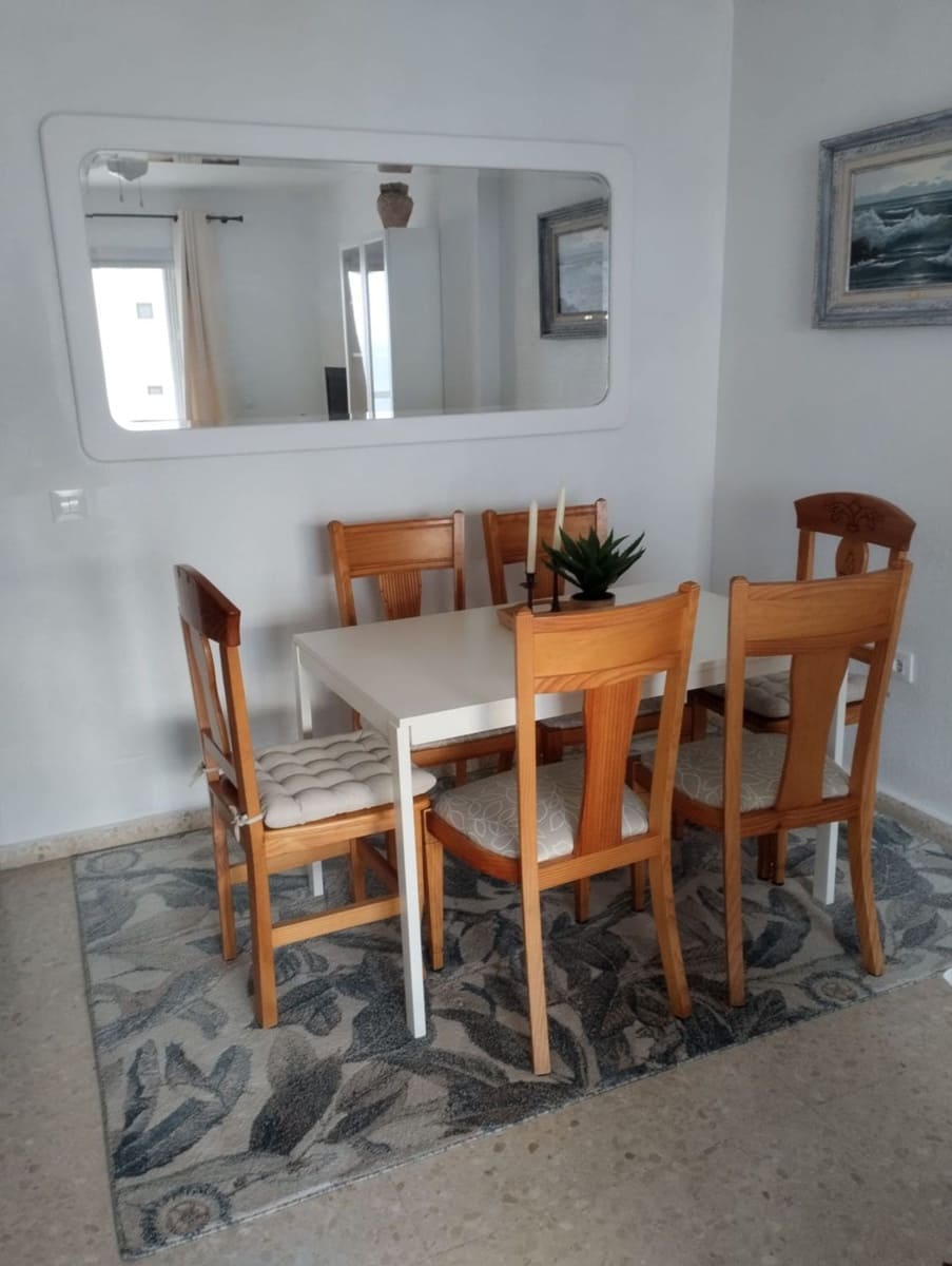 2 soverom Leilighet til leie i Fuengirola med garasje - € 1 300 (Ref: 9815476)