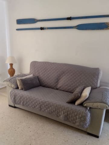 2 soverom Leilighet til leie i Las Gaviotas  - Carvajal, Fuengirola med garasje - € 1 300 (Ref: 9815476)