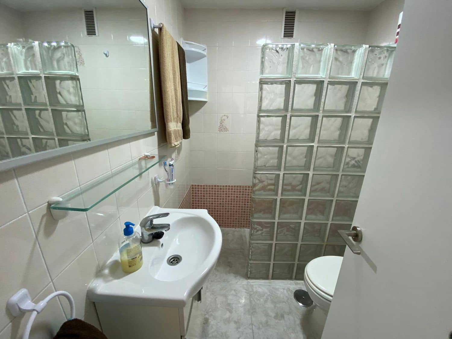 2 soverom Leilighet til leie i Fuengirola med garasje - € 1 300 (Ref: 9815476)
