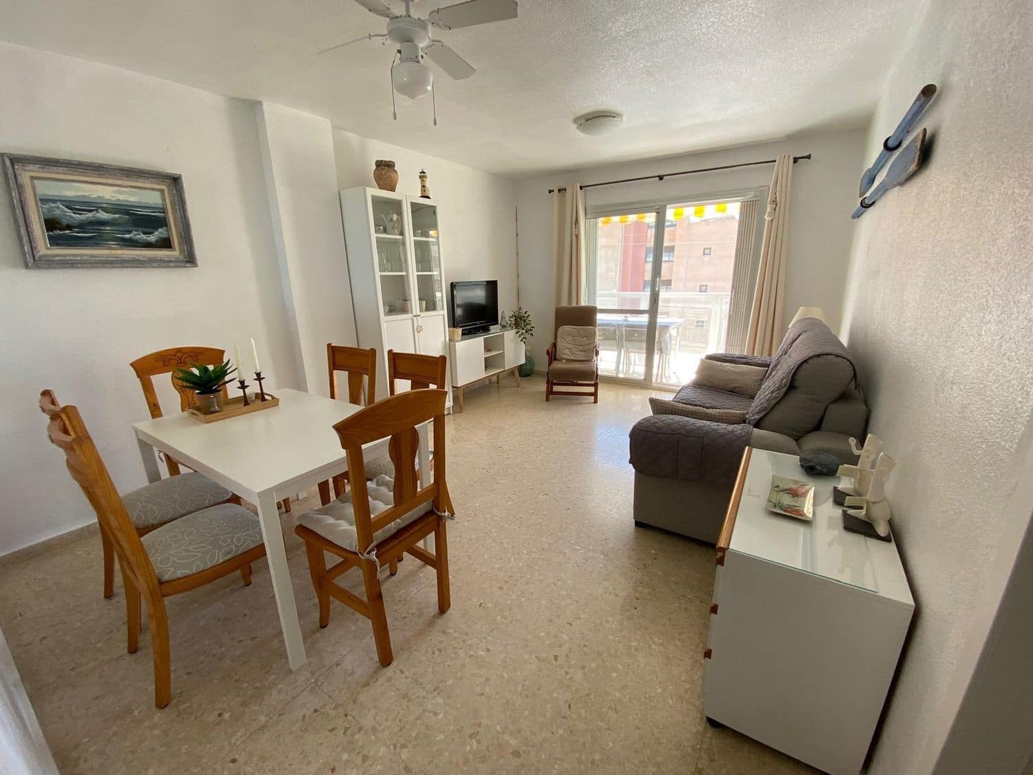 2 soverom Leilighet til leie i Fuengirola med garasje - € 1 300 (Ref: 9815476)