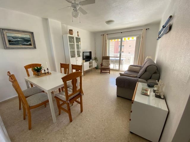 2 soverom Leilighet til leie i Las Gaviotas  - Carvajal, Fuengirola med garasje - € 1 300 (Ref: 9815476)