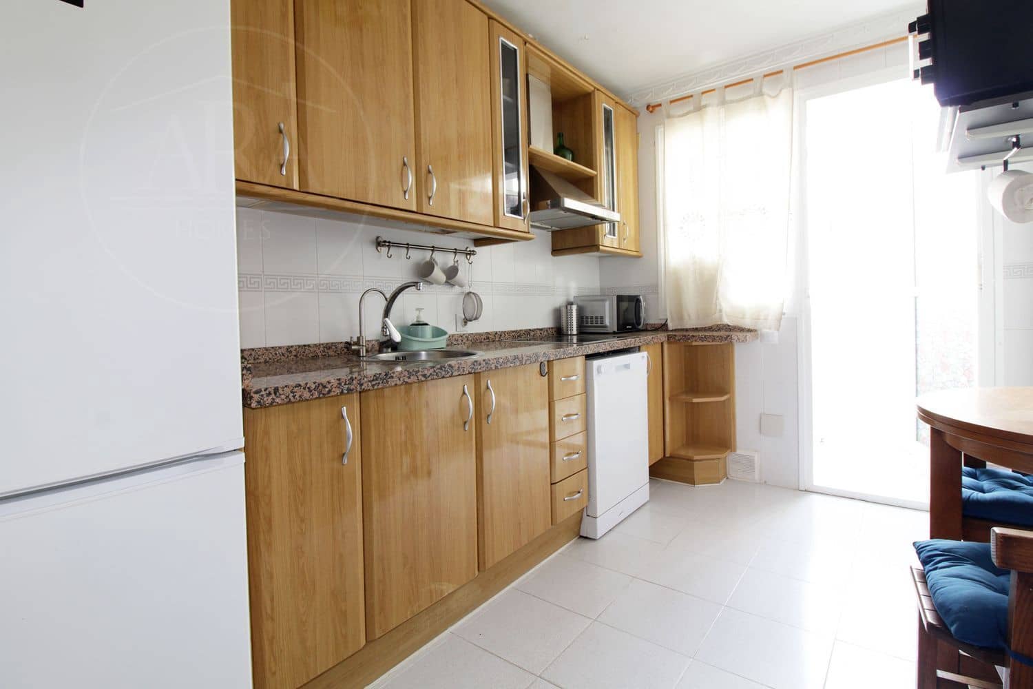 2 bedroom Apartment for rent in Estacion de Cartama with garage - € 800 (Ref: 9830623)