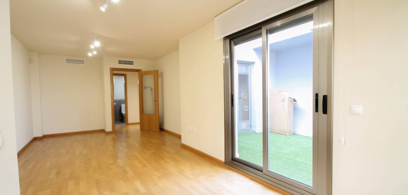 3 camera da letto Appartamento da affittare in Alicante citta - 1.800 € (Rif: 10034353)