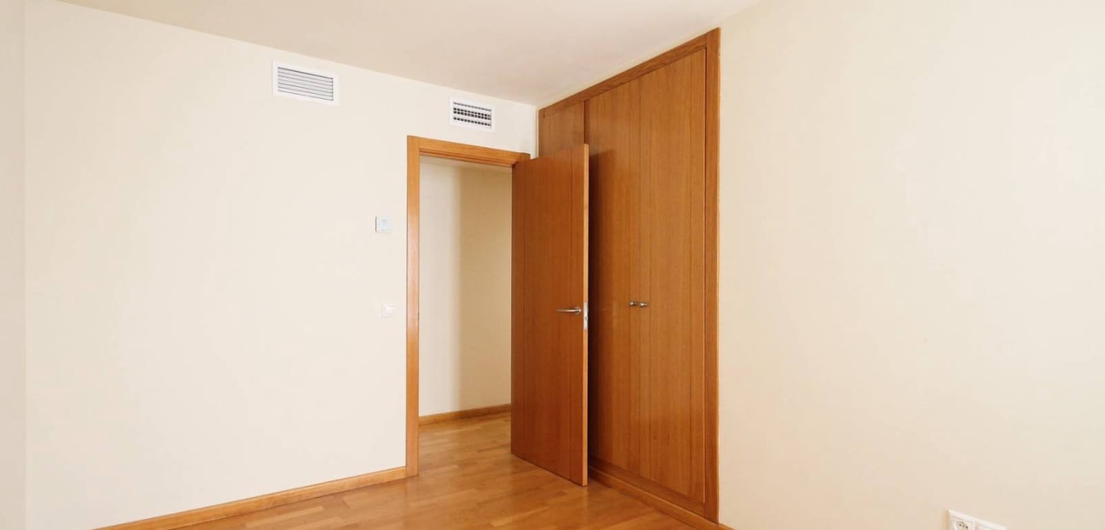 3 camera da letto Appartamento da affittare in Alicante citta - 1.800 € (Rif: 10034353)