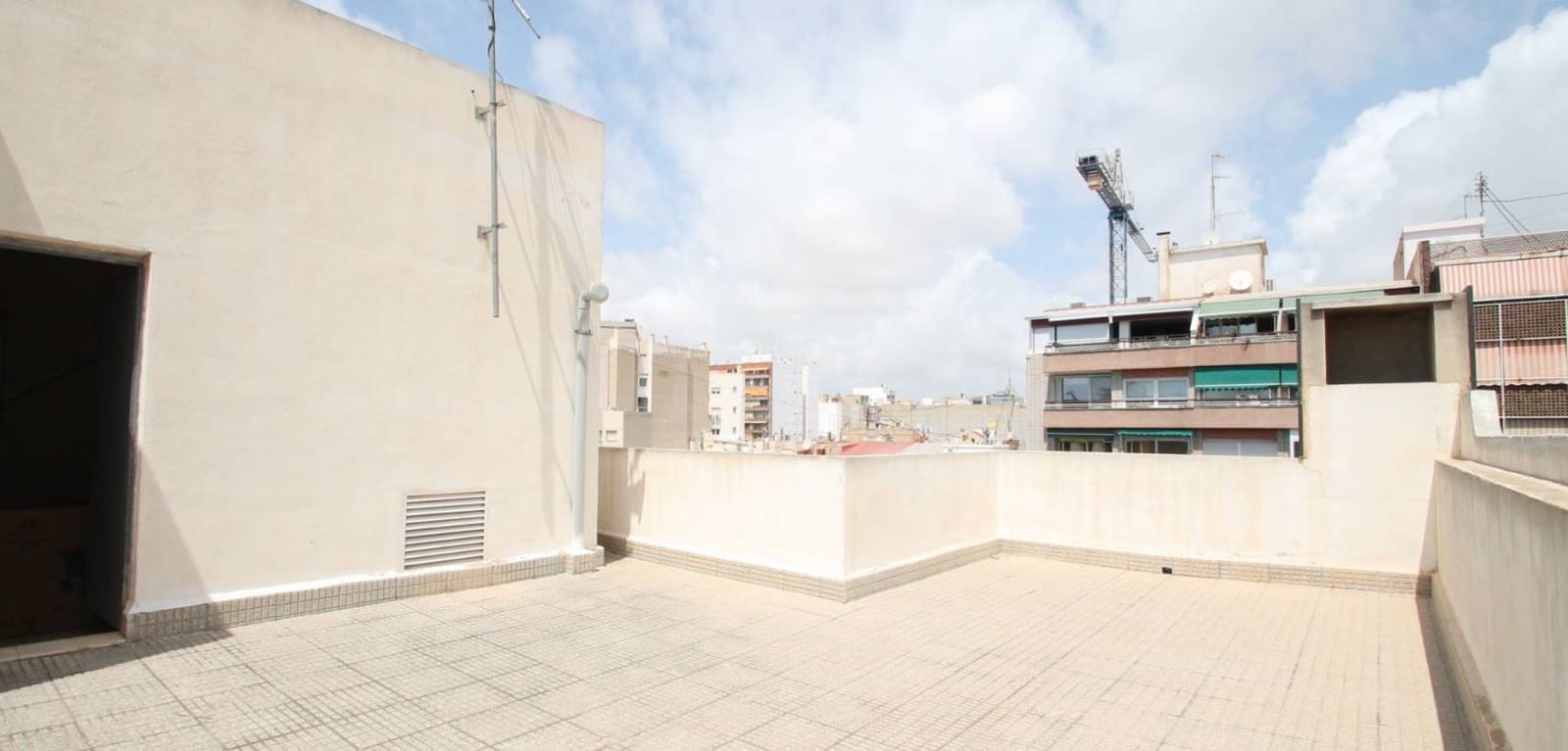 3 camera da letto Appartamento da affittare in Alicante citta - 1.800 € (Rif: 10034353)