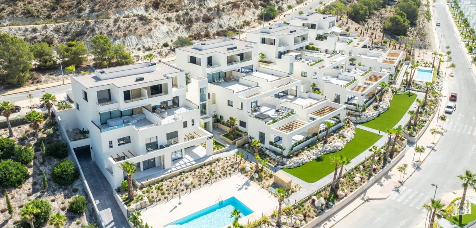 2 bedroom Apartment for sale in Aspe with pool - € 395,000 (Ref: 7399075)