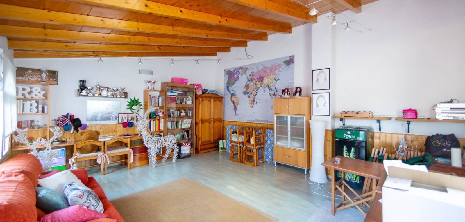 4 makuuhuone Huvila myytävänä paikassa San Vicente / Sant Vicent del Raspeig mukana uima-altaan 
autotalli - 939 000 € (Ref: 7430691)