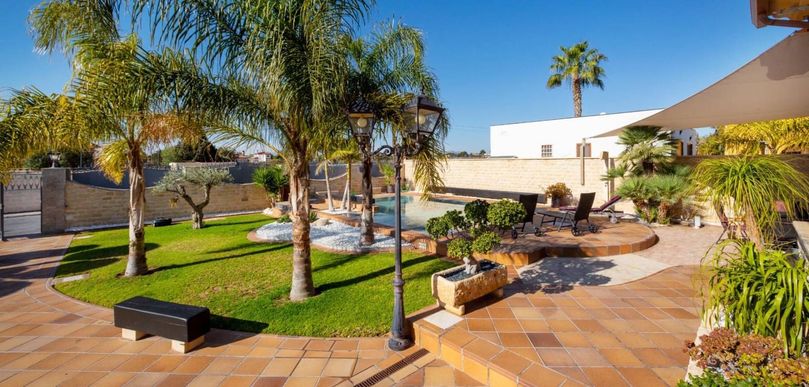 4 bedroom Villa for sale in San Vicente / Sant Vicent del Raspeig with pool garage - € 939,000 (Ref: 7430691)