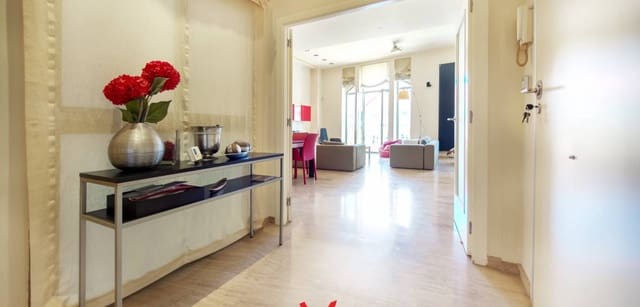 3 slaapkamer Appartement te koop in Barrio del Centro, Alicante stad met garage - € 849.000 (Ref: 7477188)