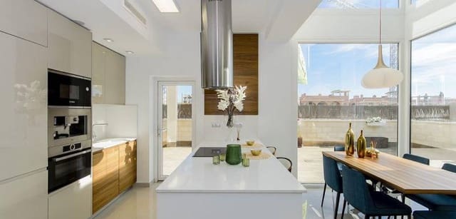 3 soveværelse Villa til salg i Ciudad Quesada, Rojales med swimmingpool - € 650.000 (Ref: 7690556)