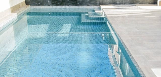 3 soveværelse Villa til salg i Los Montesinos med swimmingpool - € 485.000 (Ref: 7690701)