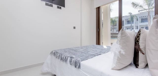 2 soveværelse Bungalow til salg i Los Balcones med swimmingpool - € 275.000 (Ref: 7690753)