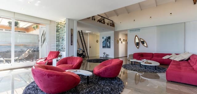 3 soveværelse Penthouse til salg i Casco Antiguo - Sant Cruz - Ayuntamiento, Alicante by - € 1.350.000 (Ref: 7713435)