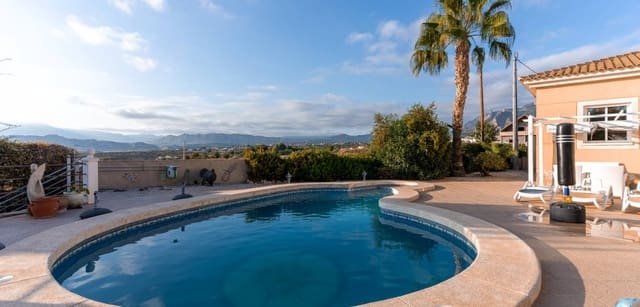 3 slaapkamer Villa te koop in Busot met zwembad garage - € 595.000 (Ref: 7785391)