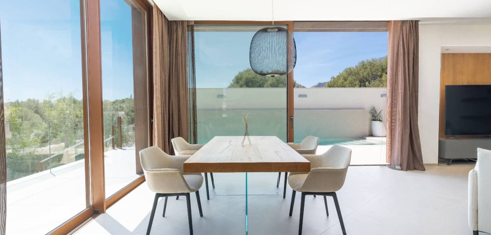 4 Zimmer Villa zu verkaufen in Benidorm mit Pool Garage - 2.825.000 € (Ref: 8666086)