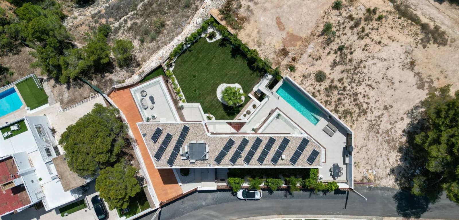 4 Zimmer Villa zu verkaufen in Benidorm mit Pool Garage - 2.825.000 € (Ref: 8666086)