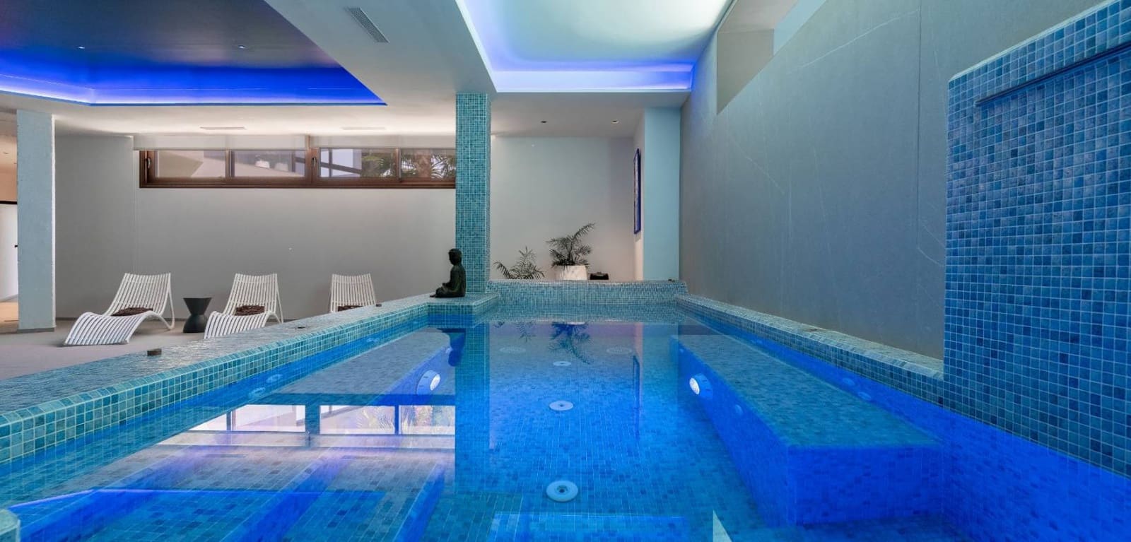 4 Zimmer Villa zu verkaufen in Benidorm mit Pool Garage - 2.825.000 € (Ref: 8666086)