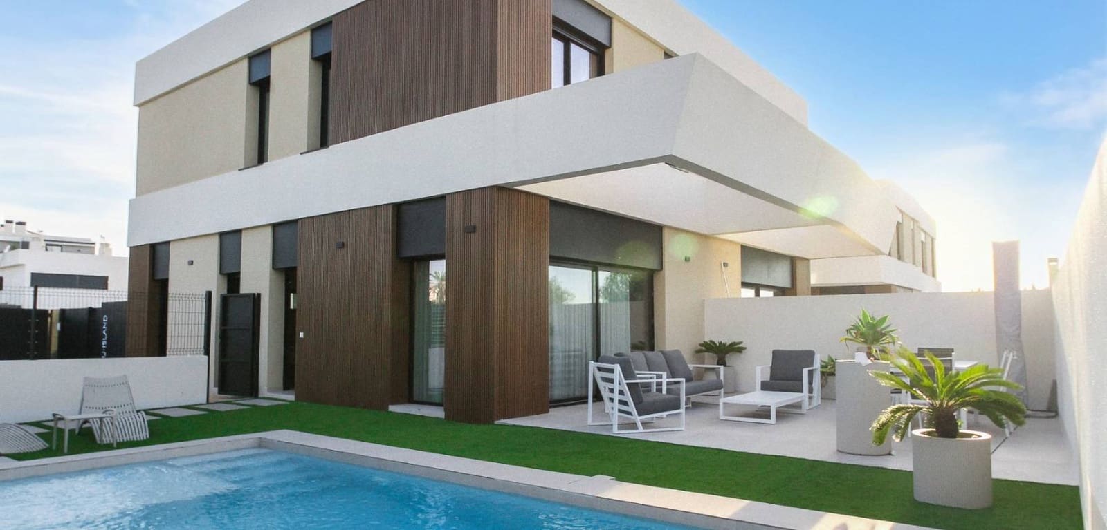 4 quarto Moradia para venda em Alicante cidade com piscina garagem - 729 000 € (Ref: 8666095)