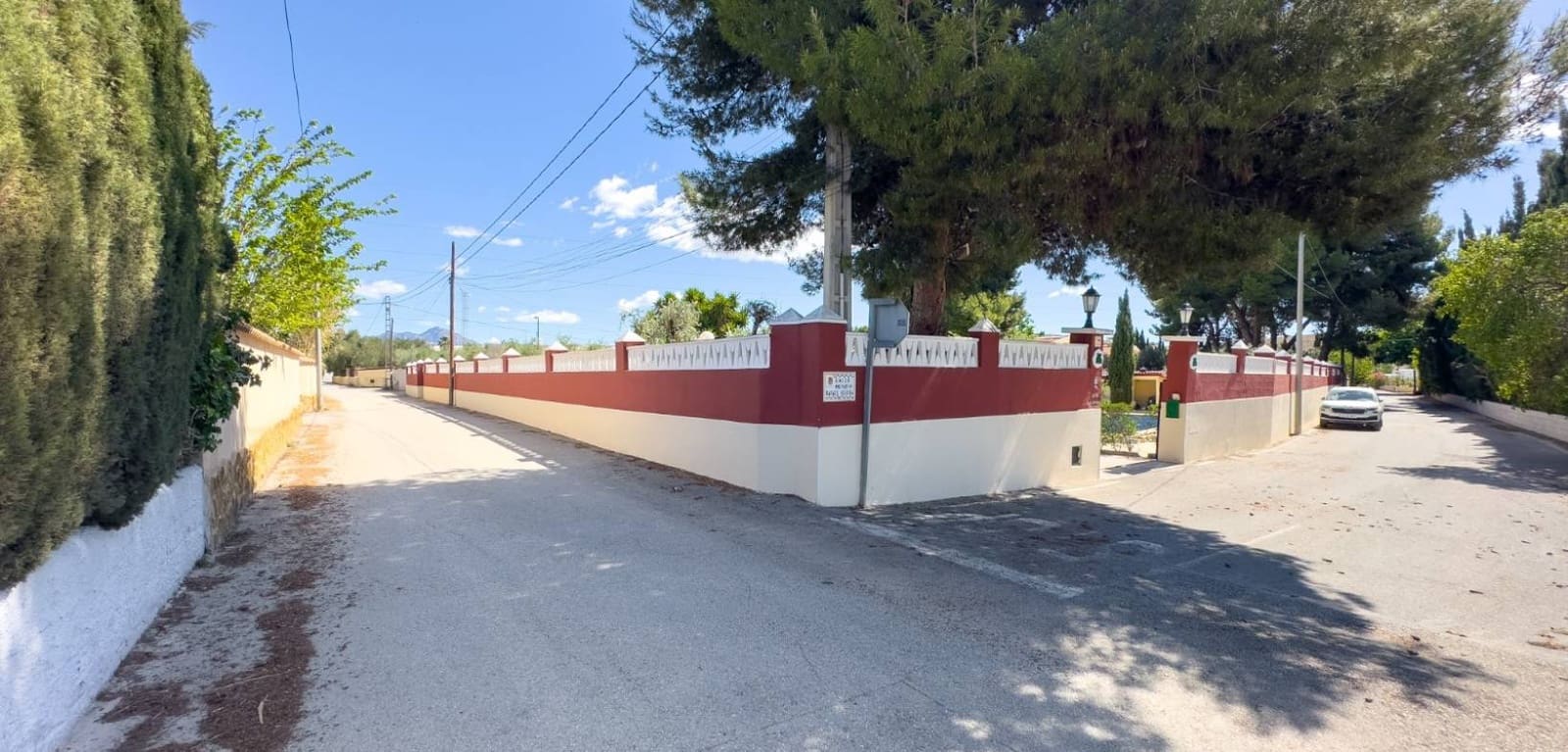 3 soverom Villa til salgs i Alicante by med svømmebasseng - € 550 000 (Ref: 8666116)
