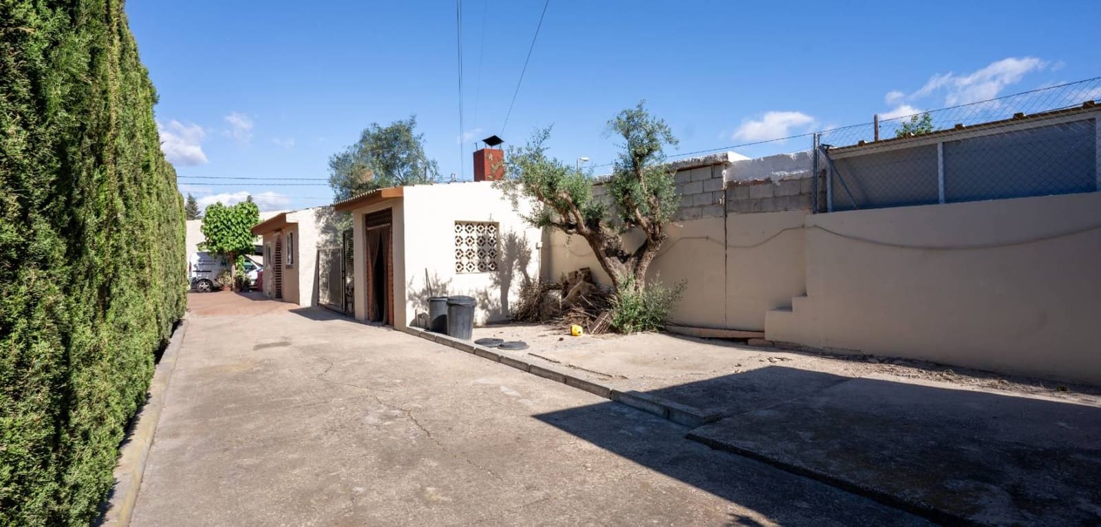3 soverom Villa til salgs i Alicante by med svømmebasseng - € 550 000 (Ref: 8666116)