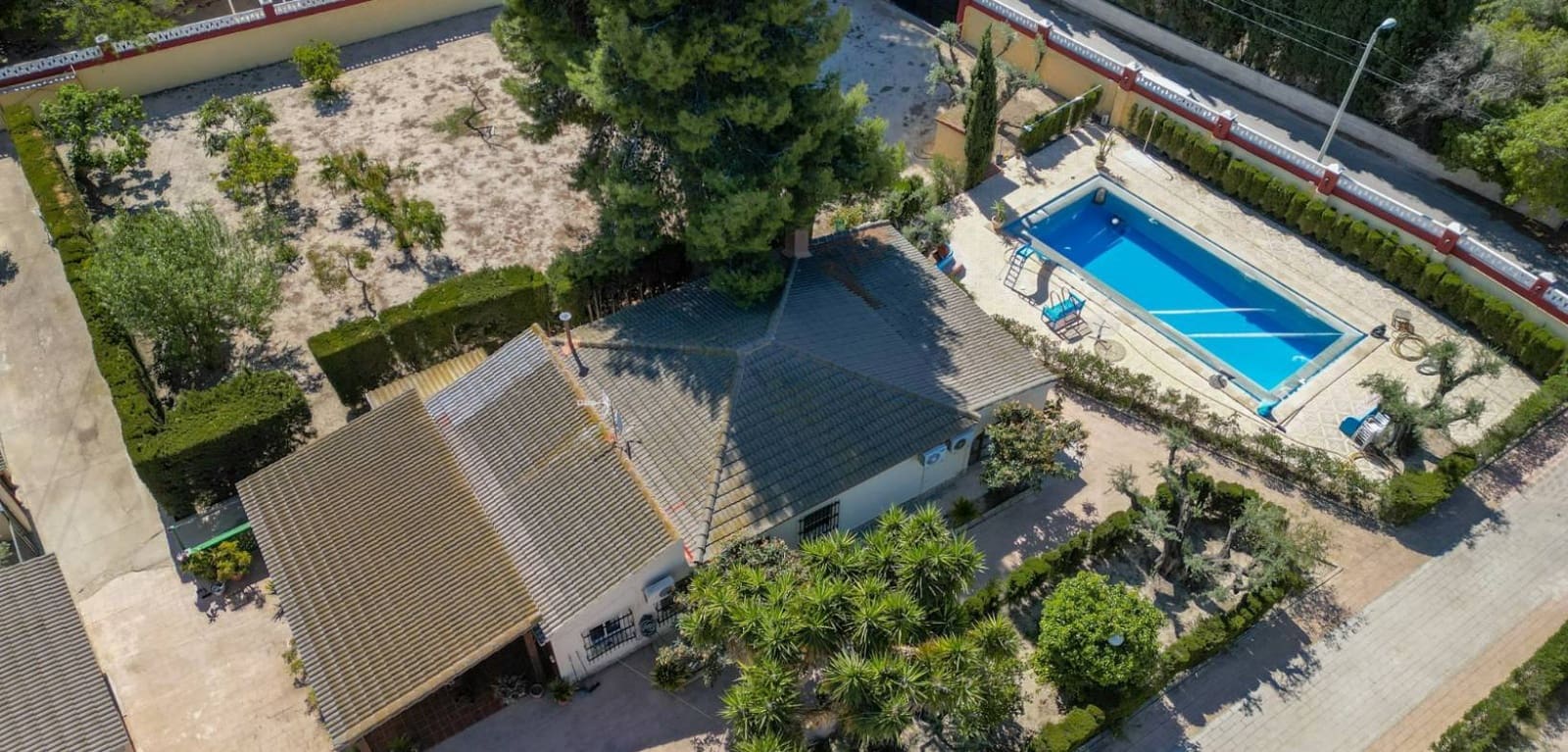 3 soverom Villa til salgs i Alicante by med svømmebasseng - € 550 000 (Ref: 8666116)