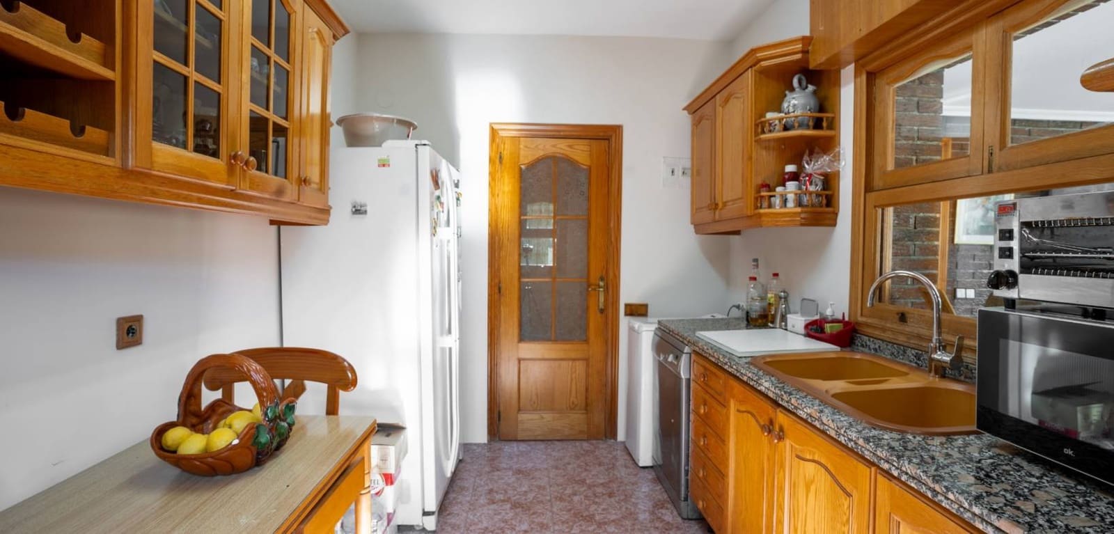 3 soverom Villa til salgs i Alicante by med svømmebasseng - € 550 000 (Ref: 8666116)