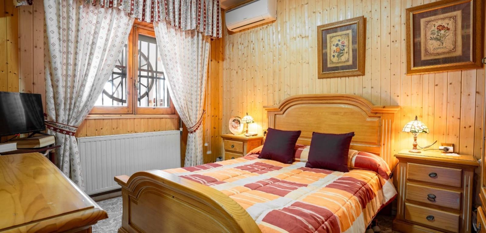 3 soverom Villa til salgs i Alicante by med svømmebasseng - € 550 000 (Ref: 8666116)