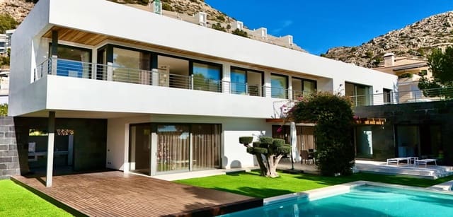 Chalet de 5 habitaciones en Altea en venta con piscina garaje - 2.250.000 € (Ref: 8666122)