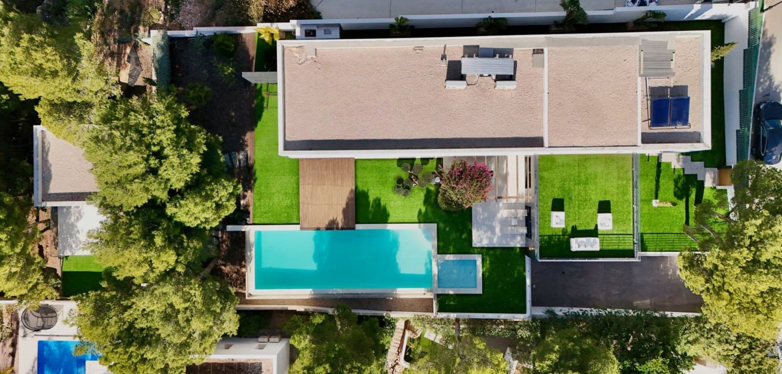 5 bedroom Villa for sale in Altea with pool garage - € 2,250,000 (Ref: 8666122)