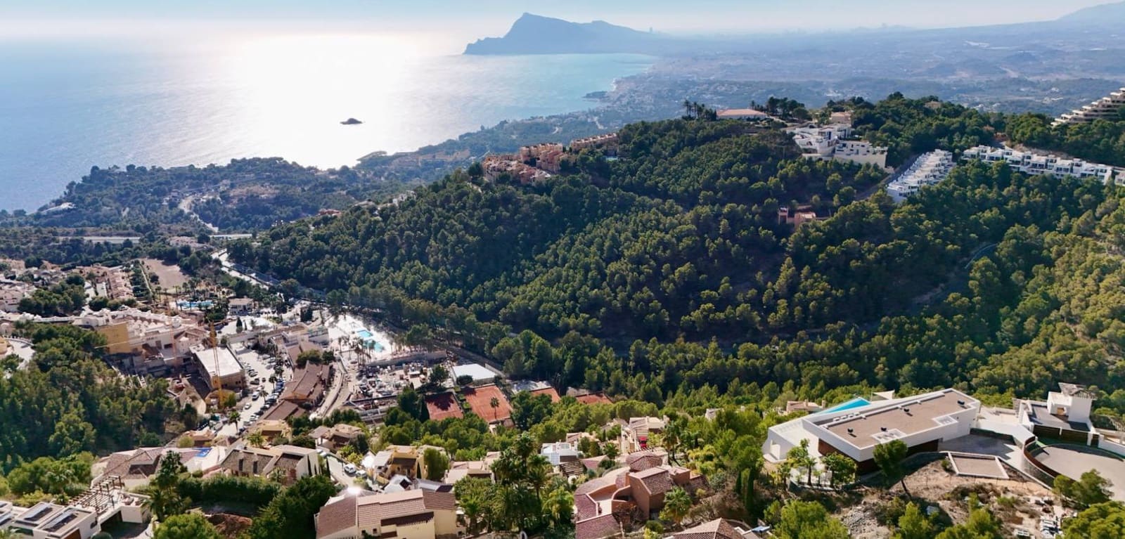 5 bedroom Villa for sale in Altea with pool garage - € 2,250,000 (Ref: 8666122)