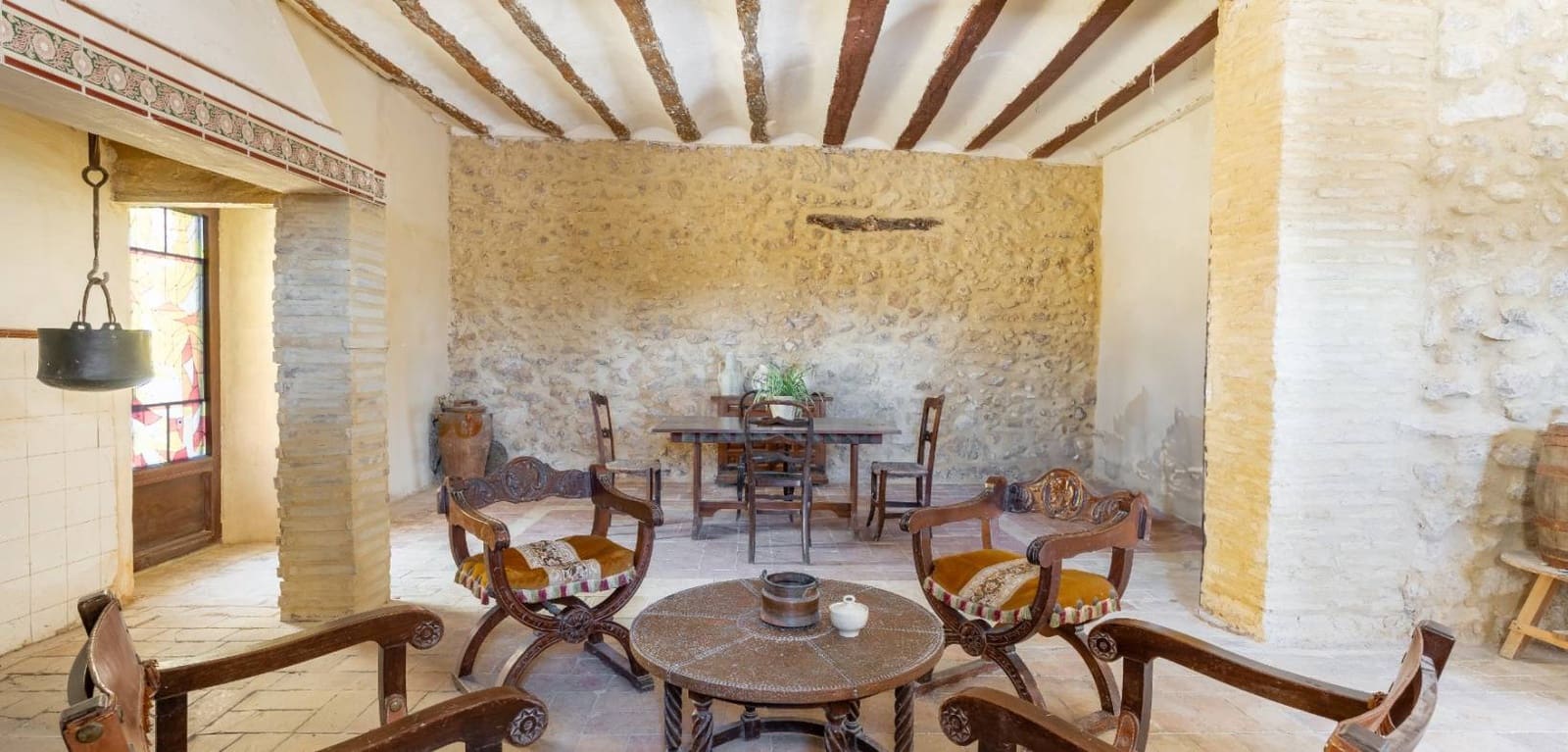 12 soveværelse Finca/Landehus til salg i Castalla med swimmingpool - € 799.000 (Ref: 8708259)