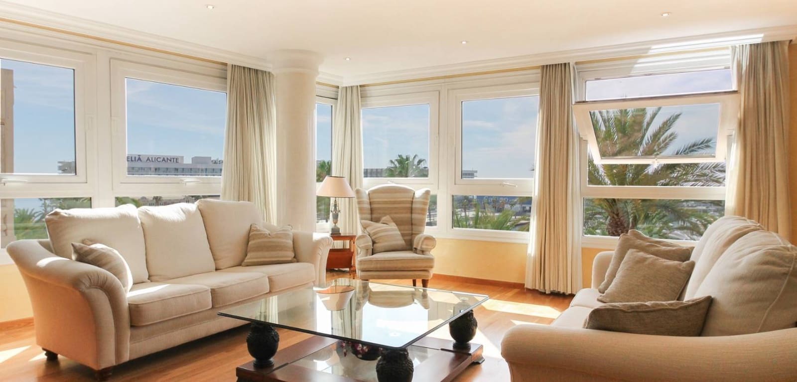 3 bedroom Apartment for sale in Alicante / Alacant city - € 990,000 (Ref: 8944927)