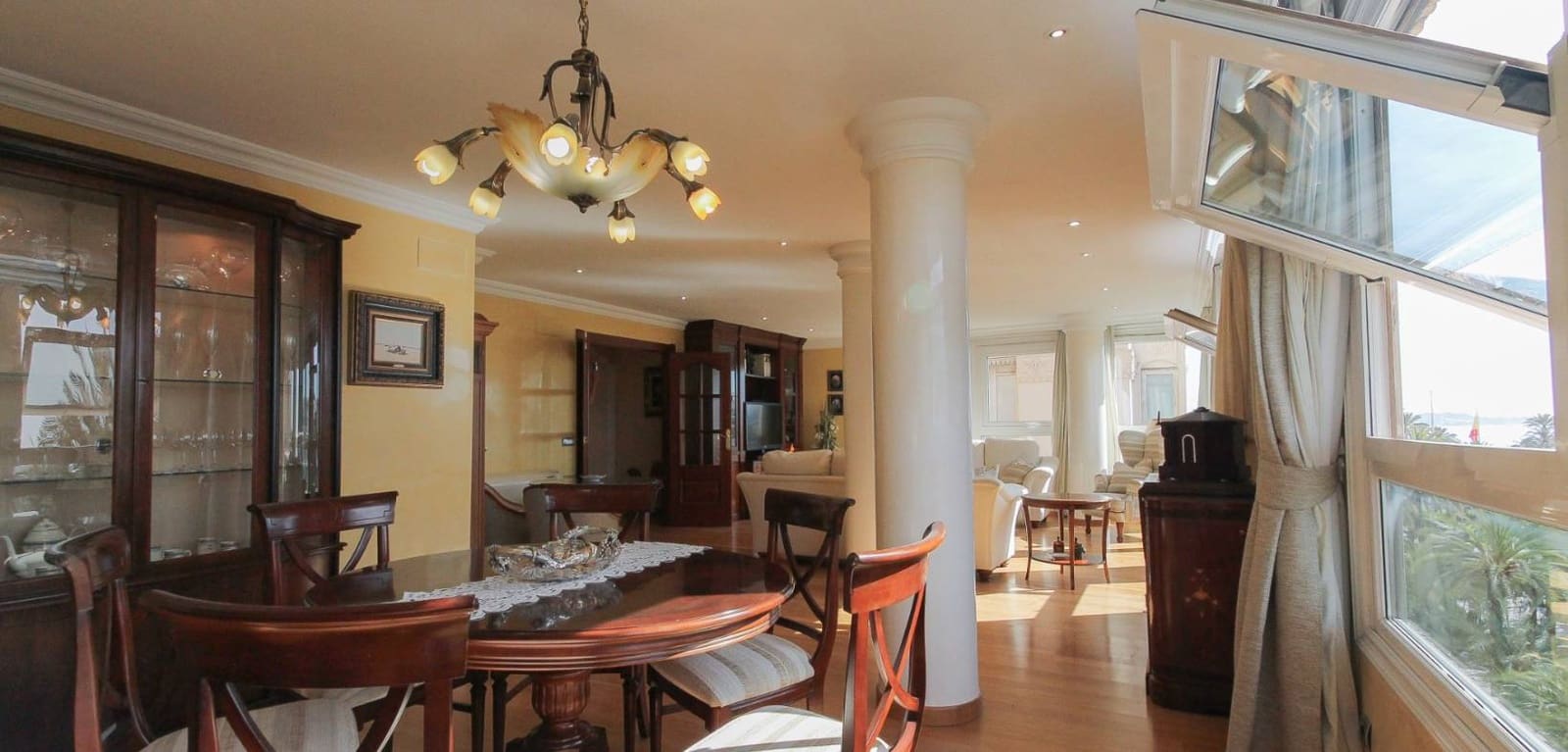 3 bedroom Apartment for sale in Alicante / Alacant city - € 990,000 (Ref: 8944927)