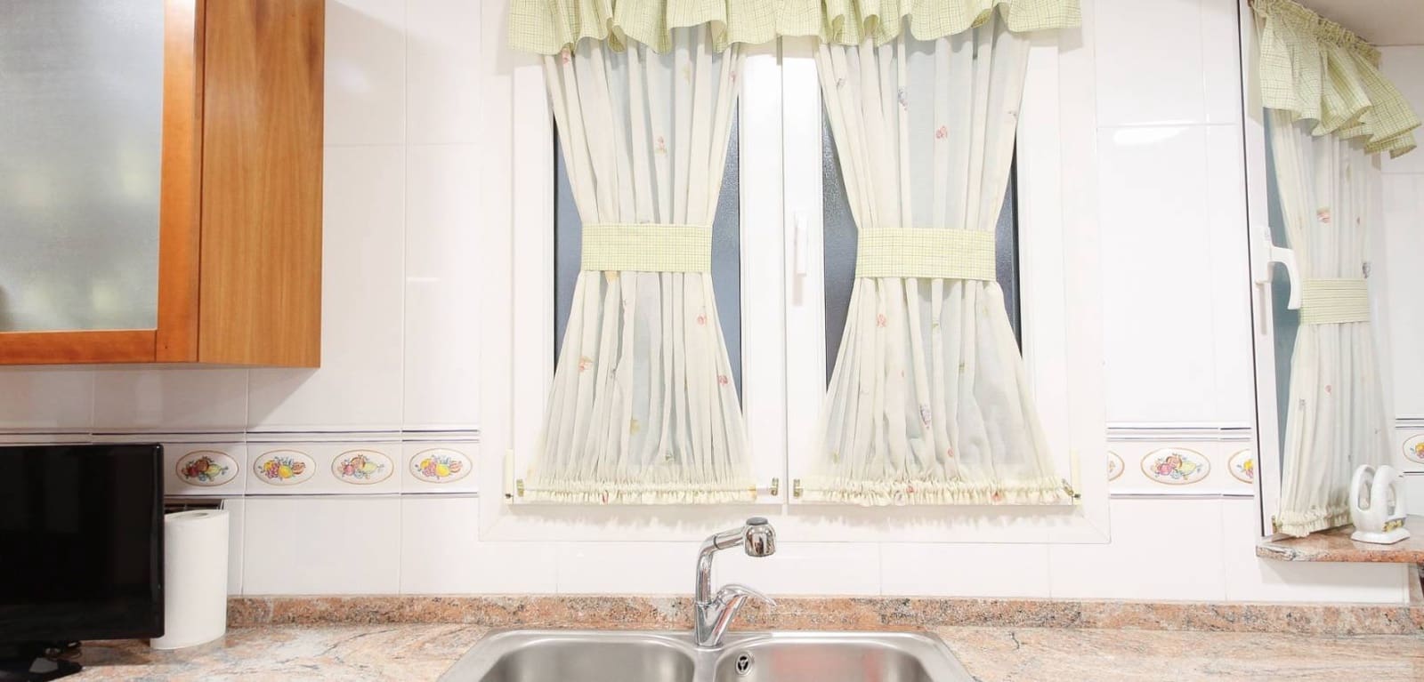 3 bedroom Apartment for sale in Alicante / Alacant city - € 990,000 (Ref: 8944927)