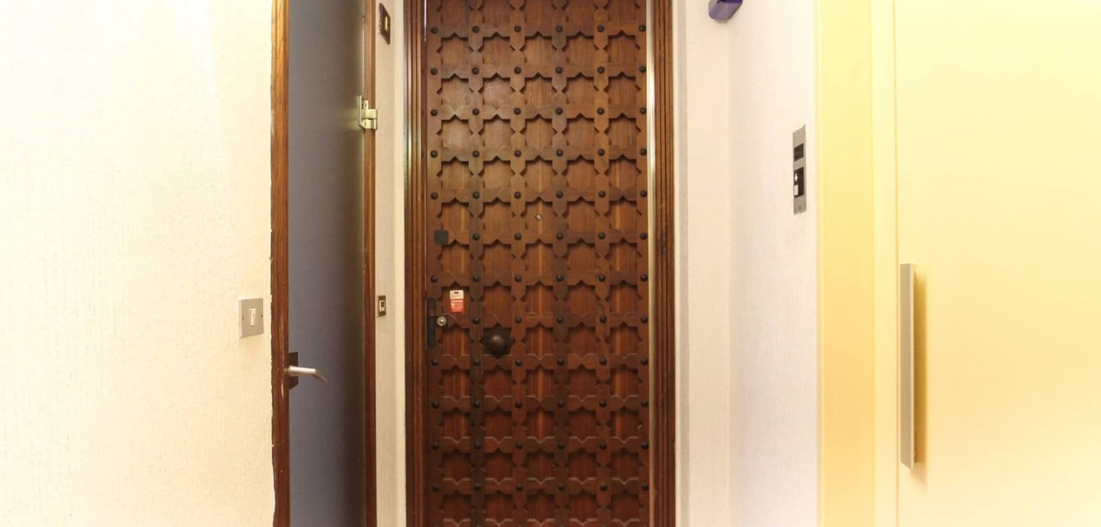 3 bedroom Apartment for sale in Alicante / Alacant city - € 990,000 (Ref: 8944927)