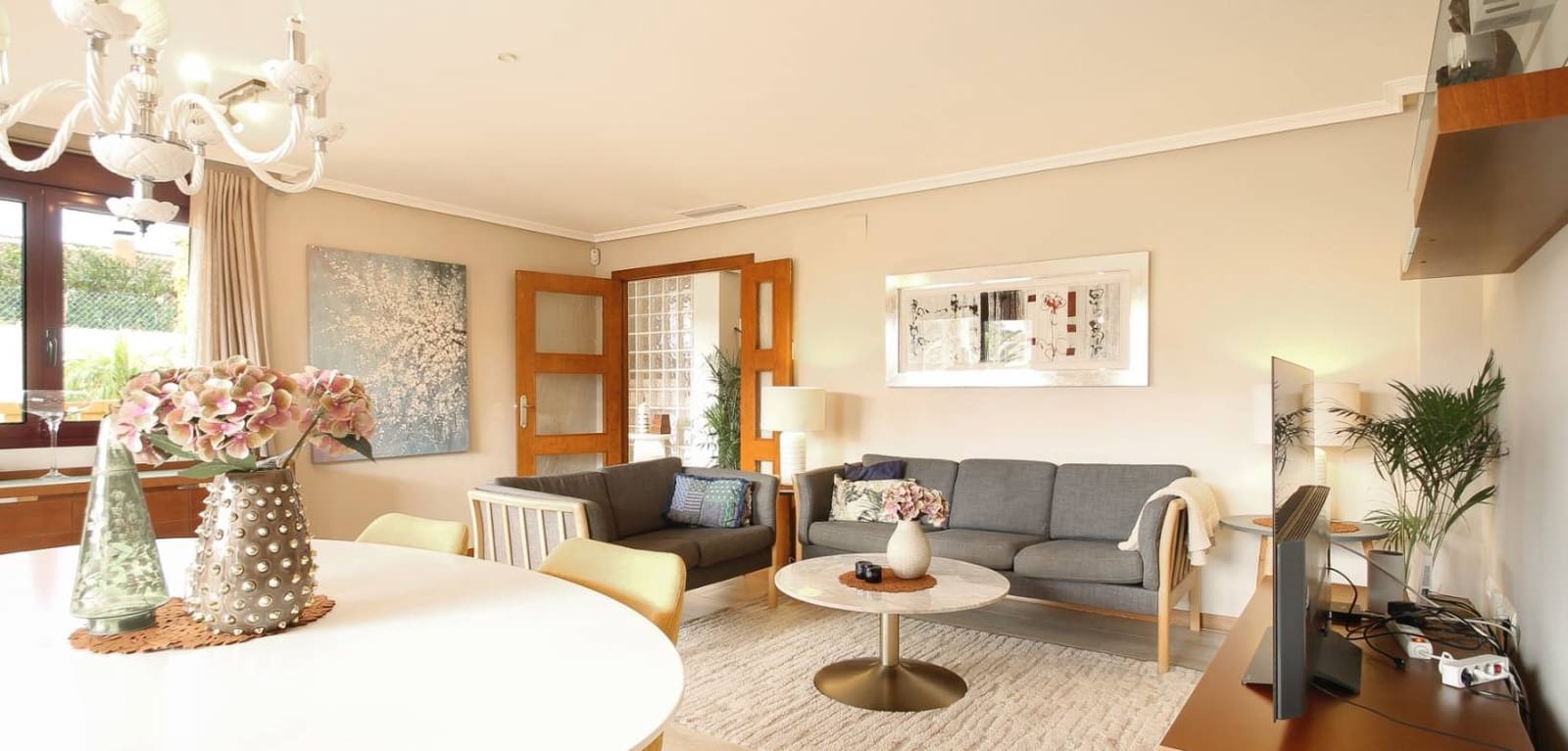 Chalet de 6 habitaciones en Los Balcones en venta con piscina - 699.000 € (Ref: 8998104)