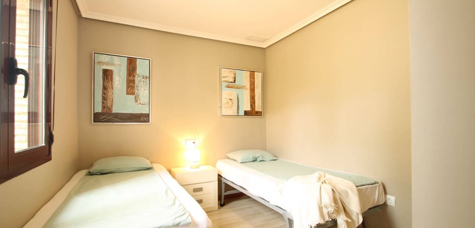 Chalet de 6 habitaciones en Los Balcones en venta con piscina - 699.000 € (Ref: 8998104)