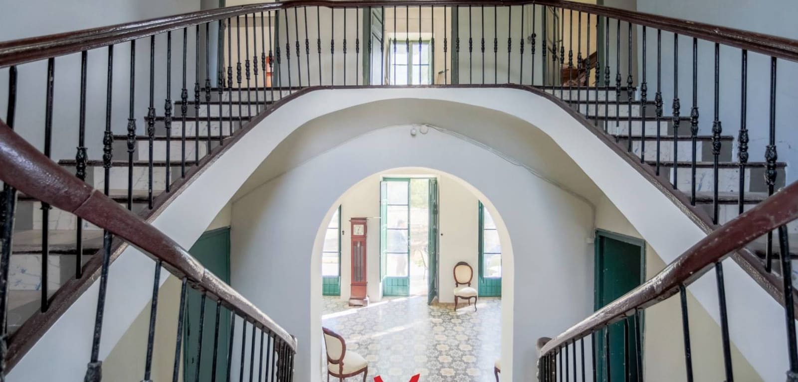 7 soverom Villa til salgs i Alicante by med garasje - € 1 275 000 (Ref: 9101605)