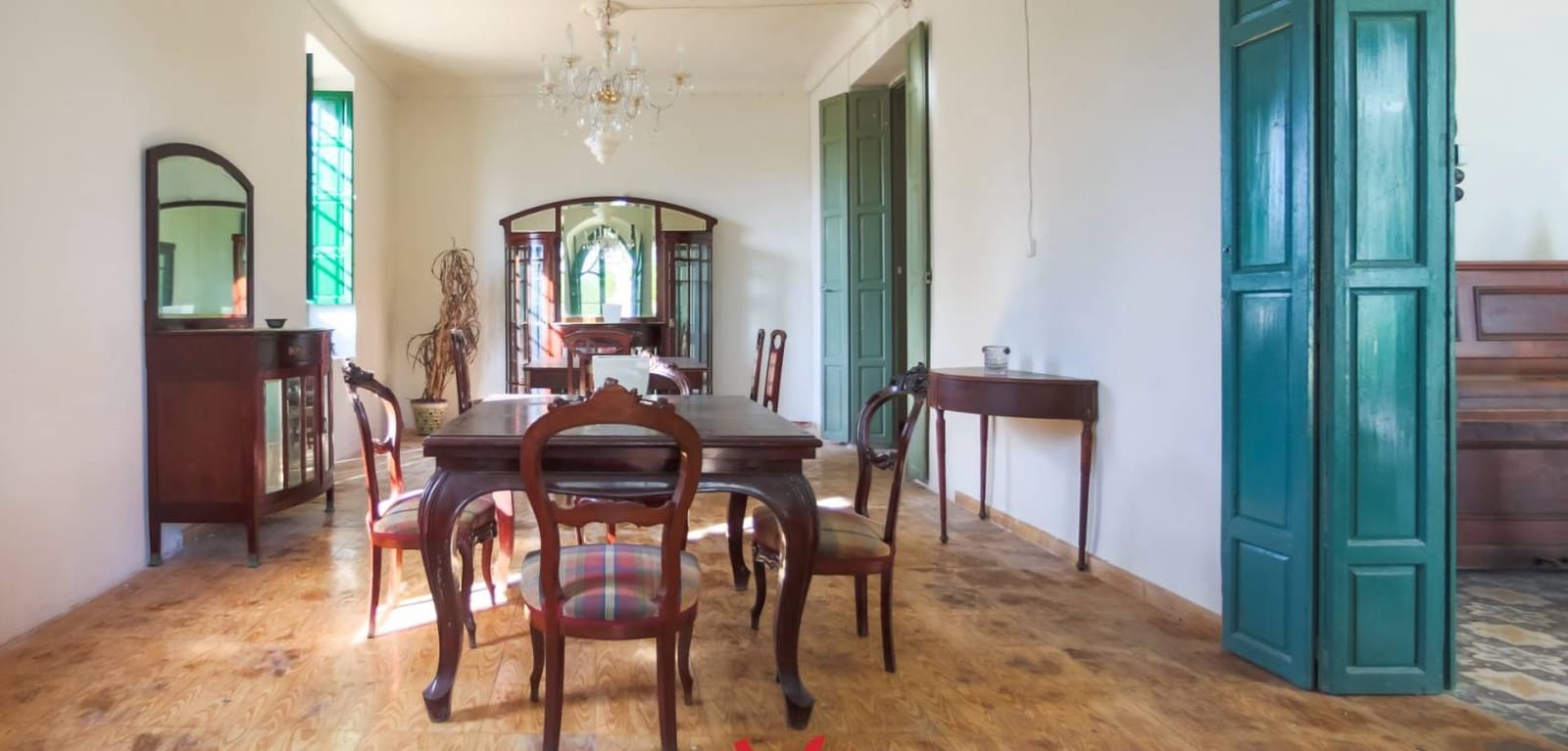 7 soverom Villa til salgs i Alicante by med garasje - € 1 275 000 (Ref: 9101605)