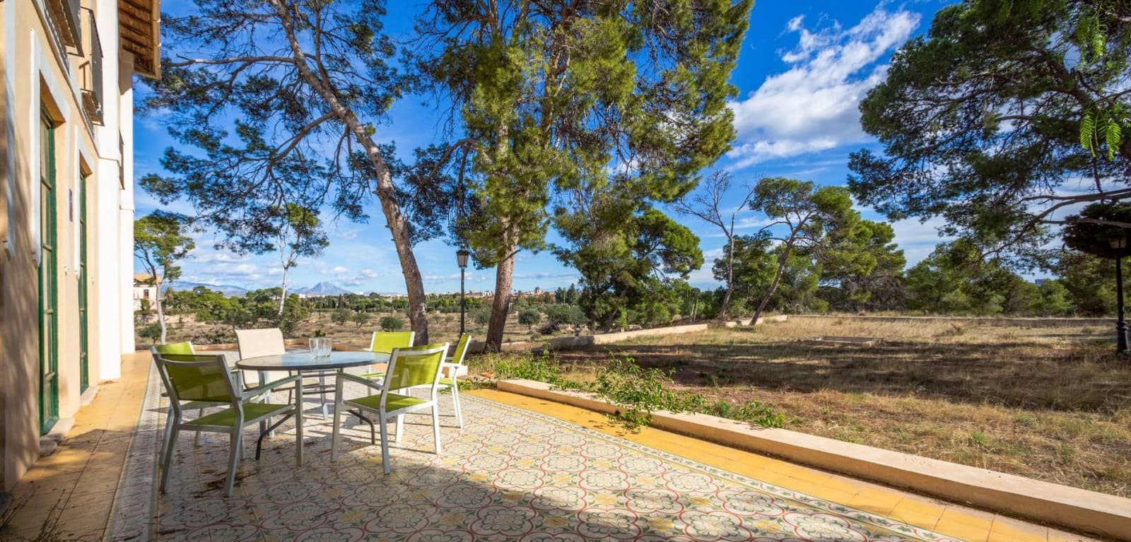 7 soveværelse Villa til salg i Alicante by med garage - € 1.175.000 (Ref: 9101605)