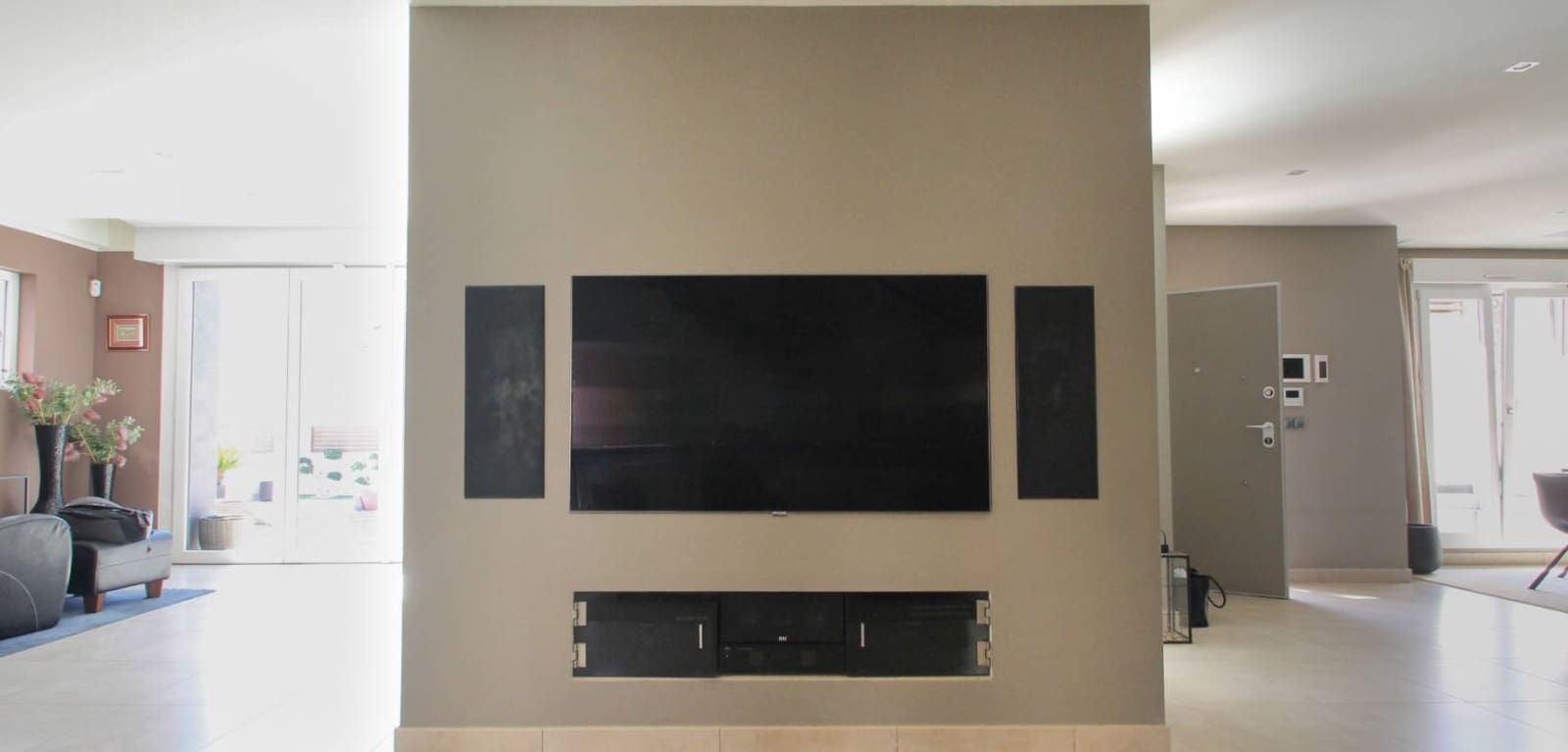 4 makuuhuone Huvila myytävänä paikassa Aguas Nuevas mukana uima-altaan 
autotalli - 1 190 000 € (Ref: 9231242)