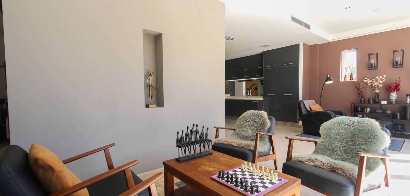 4 makuuhuone Huvila myytävänä paikassa Aguas Nuevas mukana uima-altaan 
autotalli - 1 190 000 € (Ref: 9231242)