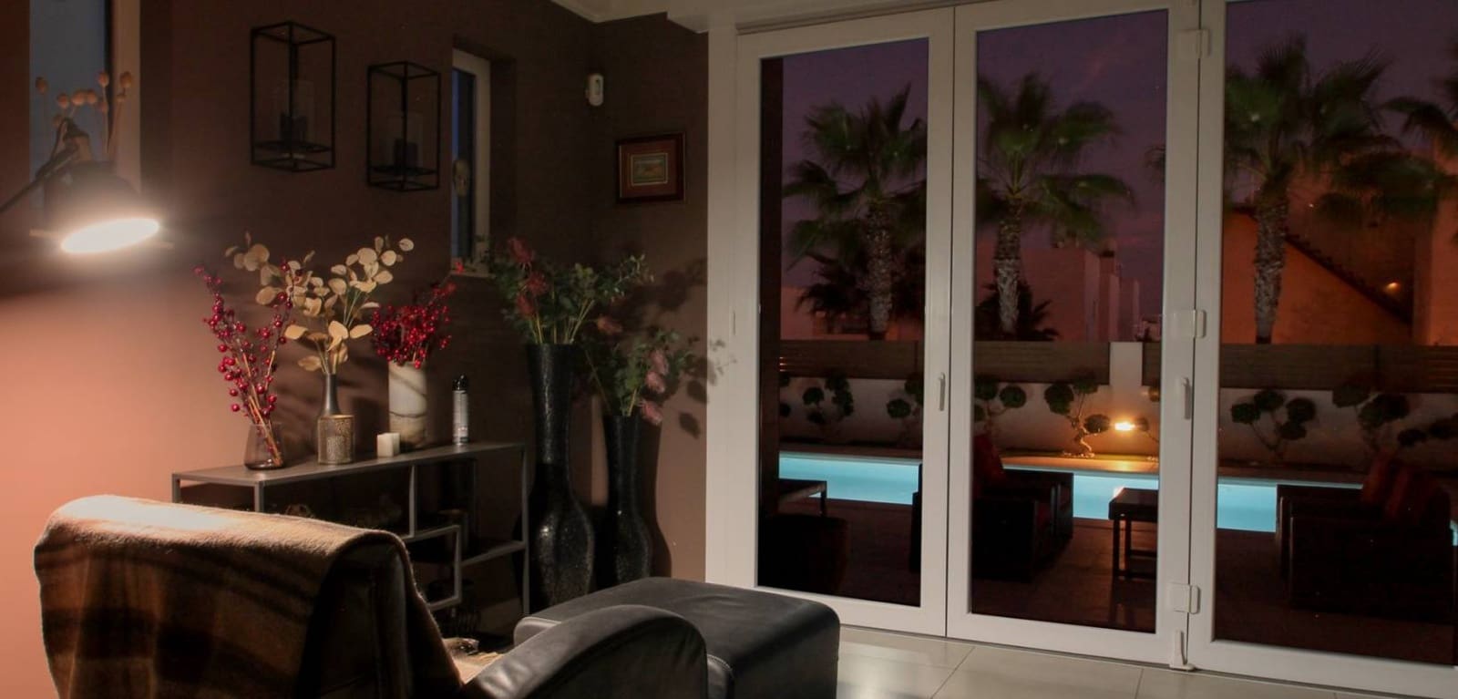 4 makuuhuone Huvila myytävänä paikassa Aguas Nuevas mukana uima-altaan 
autotalli - 1 190 000 € (Ref: 9231242)