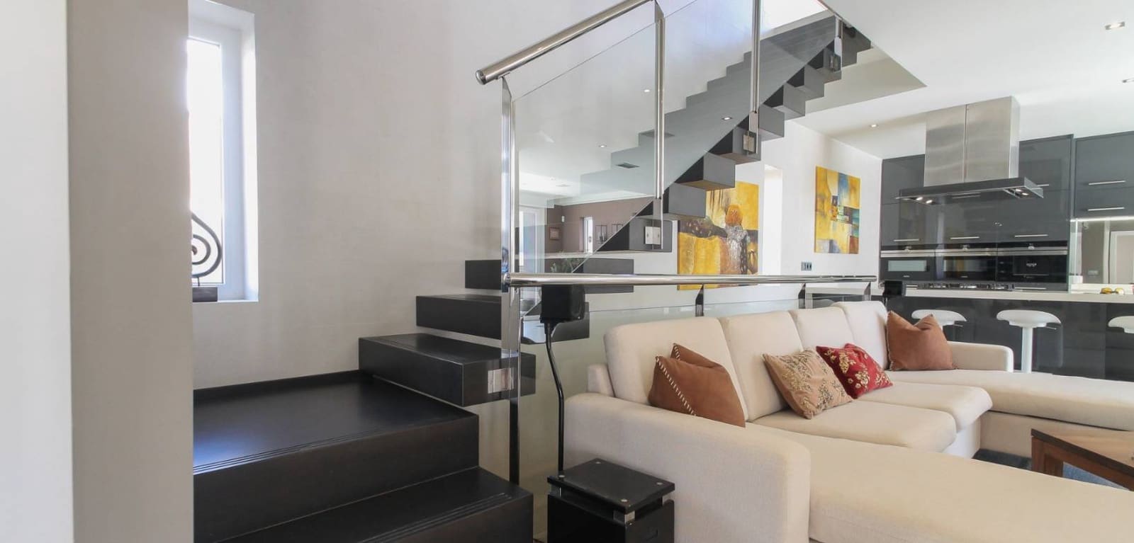 4 makuuhuone Huvila myytävänä paikassa Aguas Nuevas mukana uima-altaan 
autotalli - 1 190 000 € (Ref: 9231242)