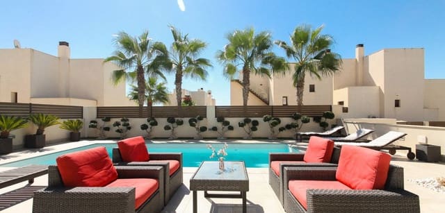 4 bedroom Villa for sale in Aguas Nuevas, Torrevieja with pool garage - € 1,190,000 (Ref: 9231242)