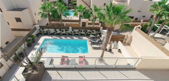 4 bedroom Villa for sale in Aguas Nuevas, Torrevieja with pool garage - € 1,190,000 (Ref: 9231242)