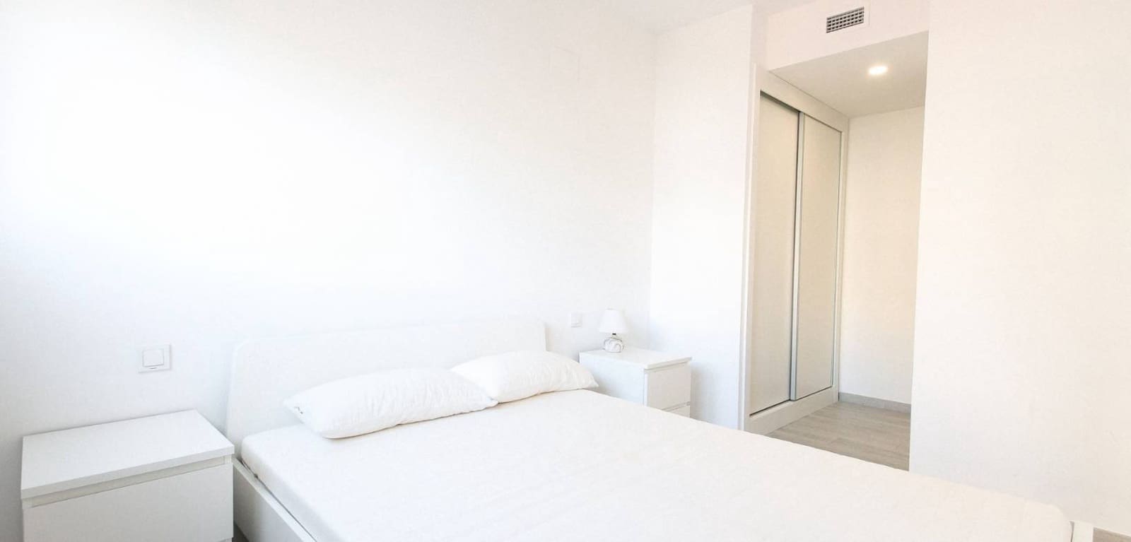 3 camera da letto Appartamento da affittare in Playa de San Juan con piscina garage - 1.900 € (Rif: 9447332)