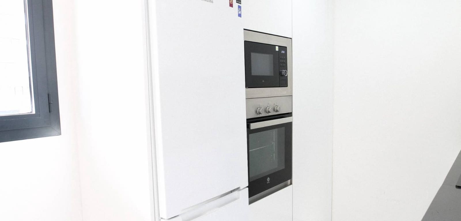 3 camera da letto Appartamento da affittare in Playa de San Juan con piscina garage - 1.900 € (Rif: 9447332)