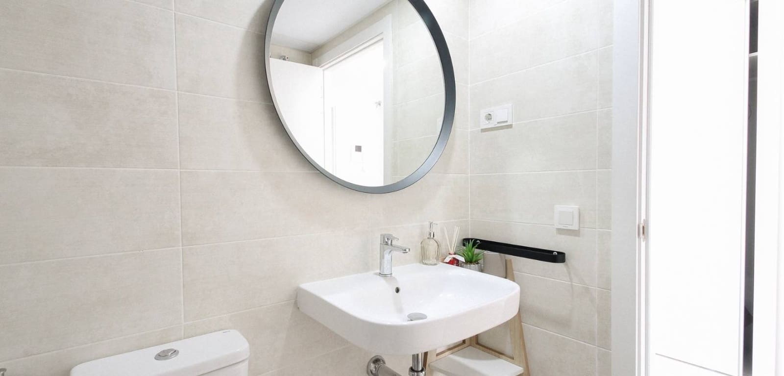 3 camera da letto Appartamento da affittare in Playa de San Juan con piscina garage - 1.900 € (Rif: 9447332)