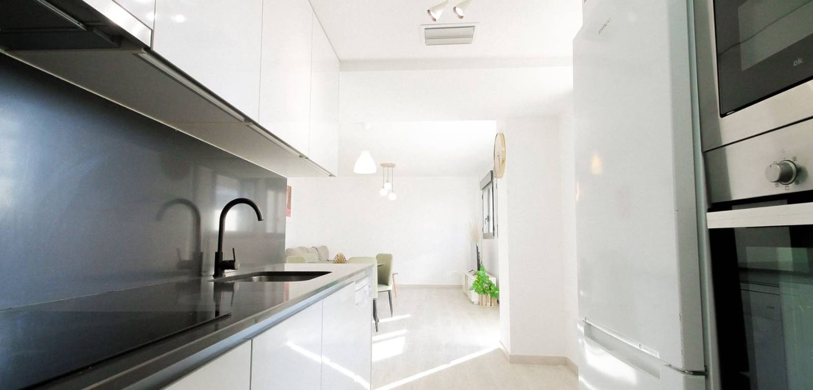 3 camera da letto Appartamento da affittare in Playa de San Juan con piscina garage - 1.900 € (Rif: 9447332)